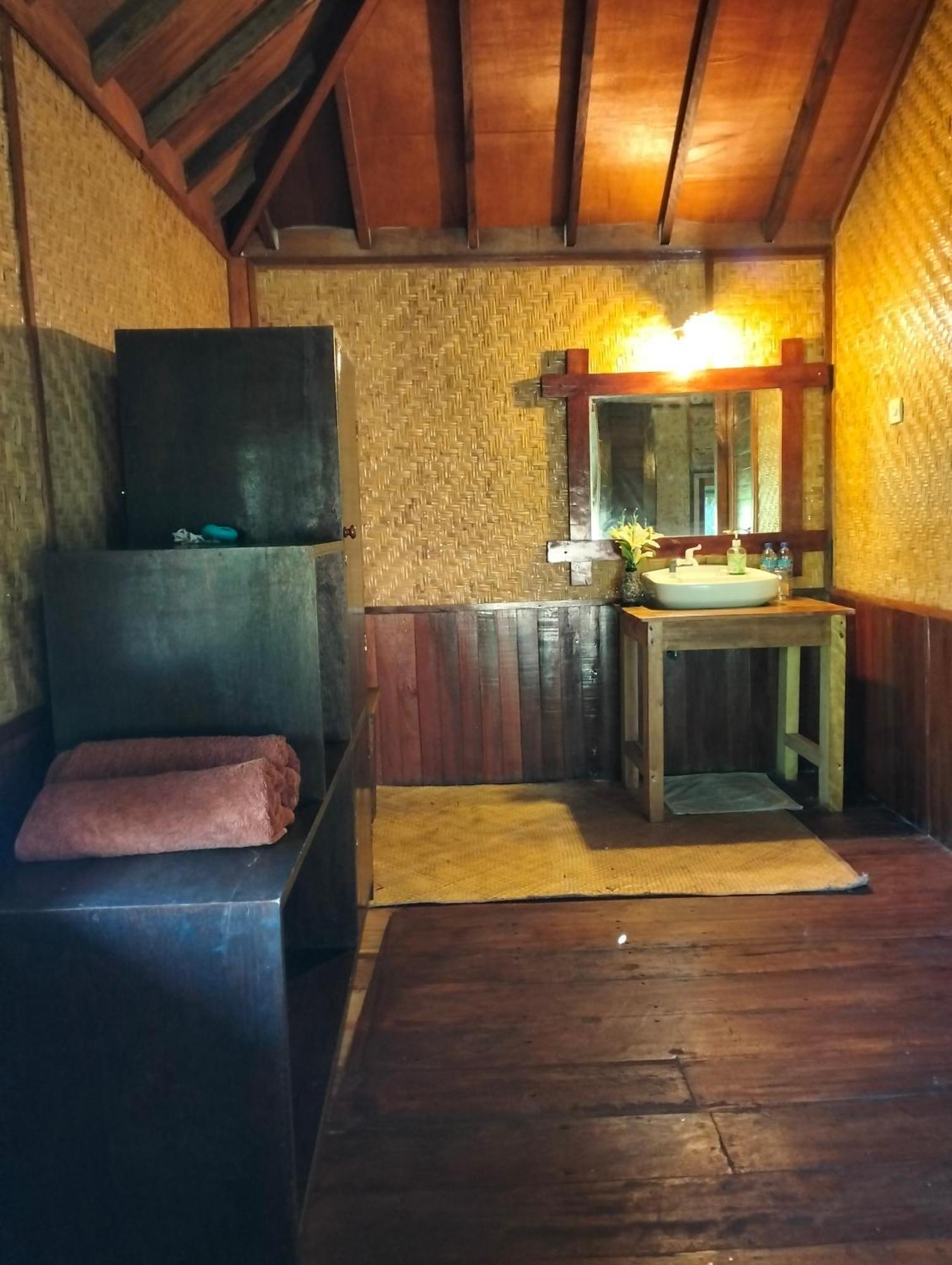 Tangga Bungalows Гілі-Аїр Номер фото